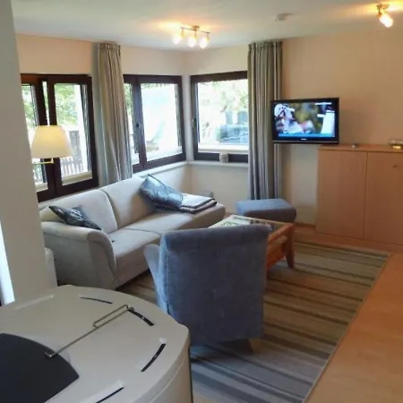 Lutt Hus - A27761 *